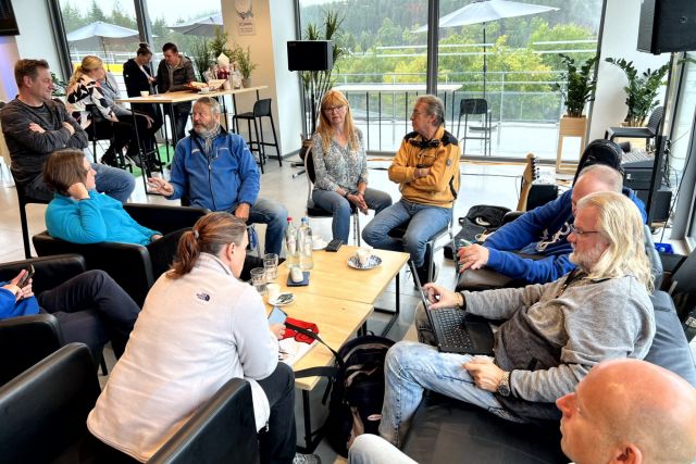 20221002_090337871_iOS