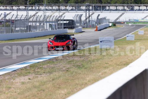 (105) HHR 30