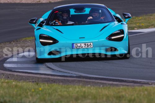 (70)Bilster Berg 21
